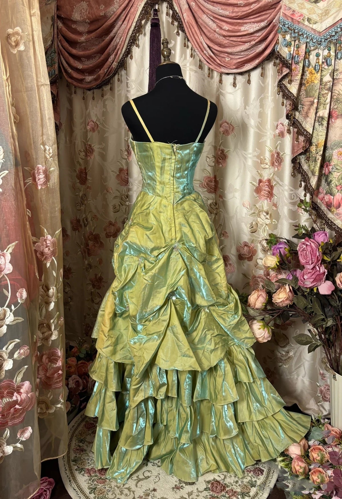 Retro Ball Gowns Straps Satin Sage Green Long Prom Dress