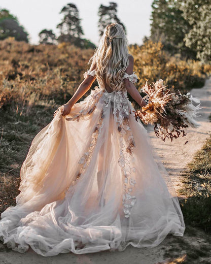 Off the Shoulder Wedding Dresses Bridal Gown with Appliques  C494