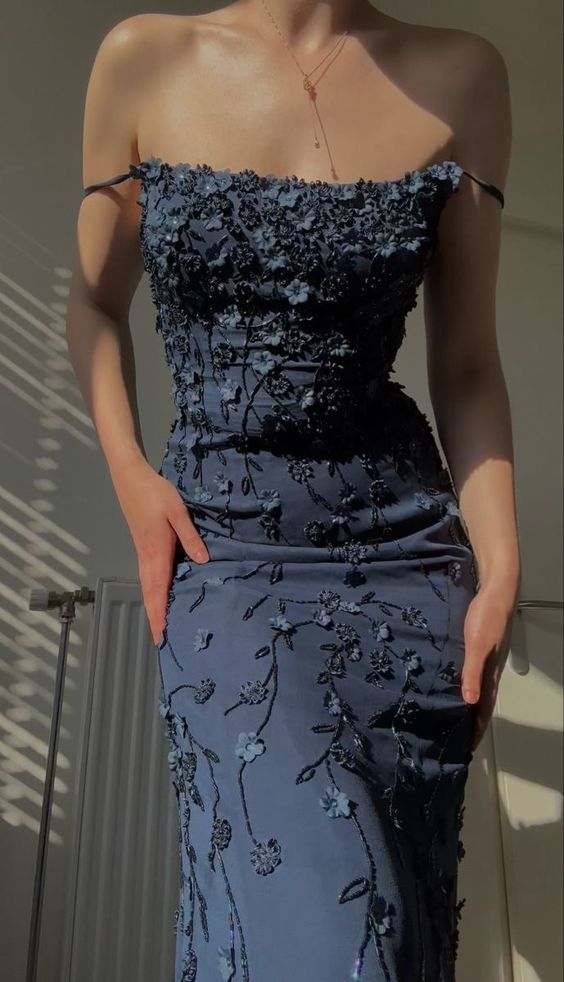 Navy Blue Vintage Spaghetti Straps Elegant Delicate Floral Beads Long Ball Gowns Prom Gowns Mermaid Birthday Prom Dresses Prom Gowns
