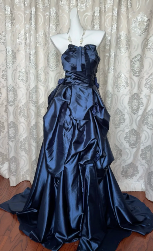Vintage Navy Blue Strapless Satin Long Ball Gown Evening Dresses