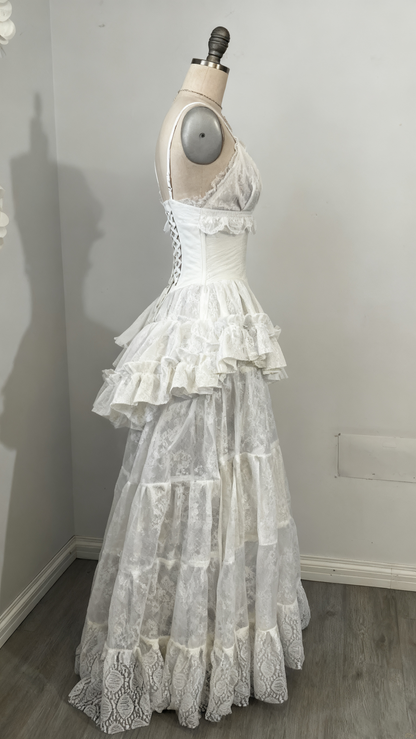 Retro V Neck Straps A-Line Lace Ruffles Vintage Wedding Dress Evening Dress, D861